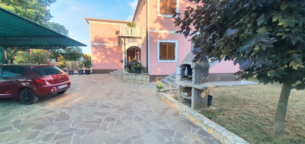 Apartmani Radmila Nova Vas  Zewnętrze zdjęcie