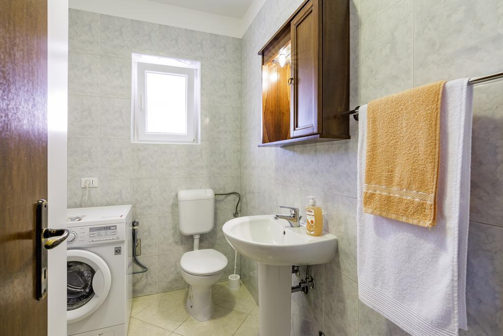 Apartmani Radmila Nova Vas  Zewnętrze zdjęcie